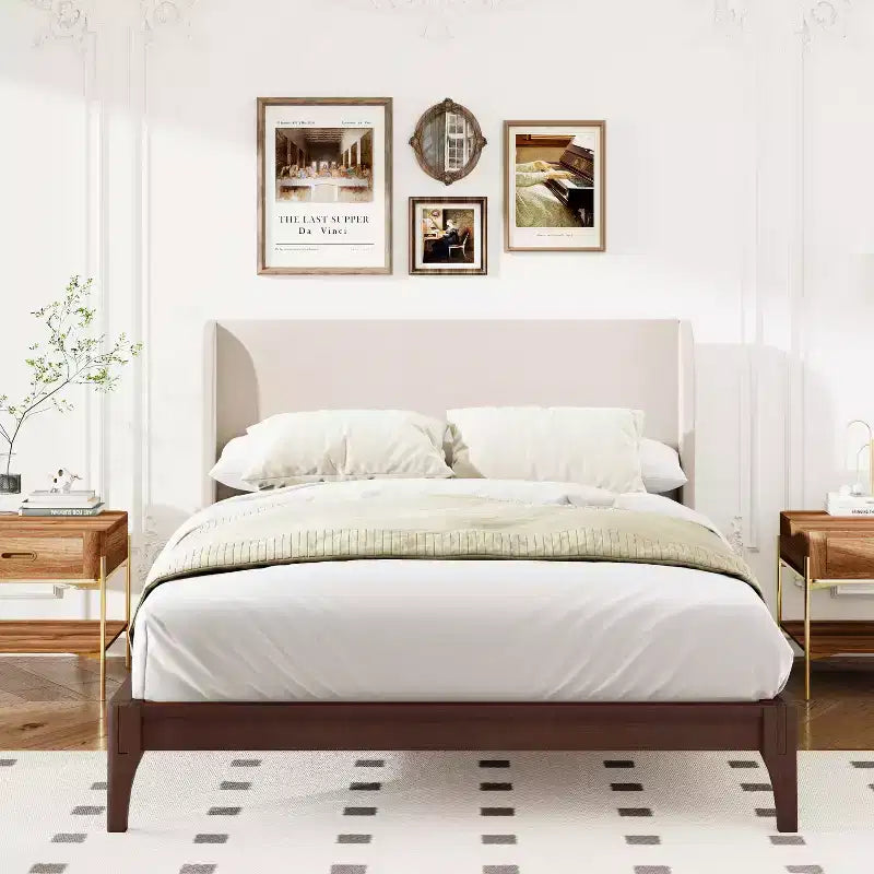 Lit plateforme en bambou et contreplaqué avec tête de lit capitonnée en lin, très grand (King) 122 cm H x 202,7 cm L x 213,1 cm P