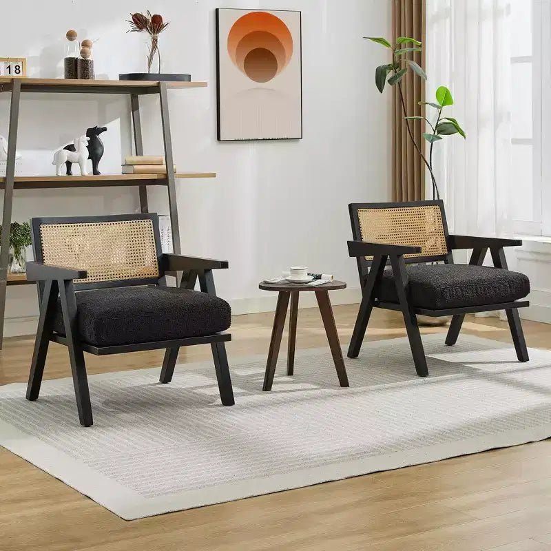 Fauteuil d'appoint en bois et rotin avec coussin en lin, H 75 x L 69 x P 68 cm