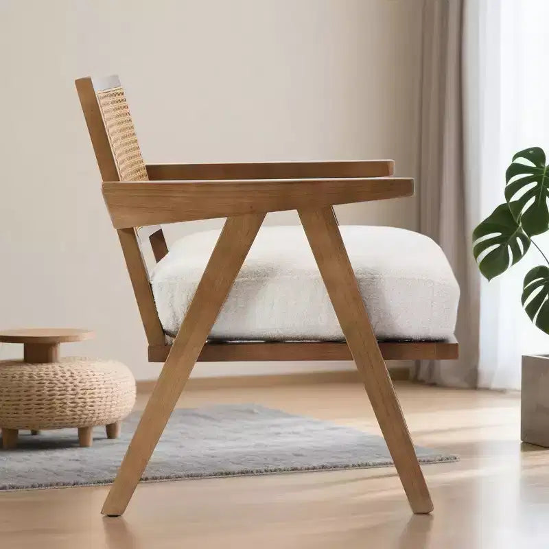 Fauteuil d'appoint en bois et rotin avec coussin en lin, H 75 x L 69 x P 68 cm