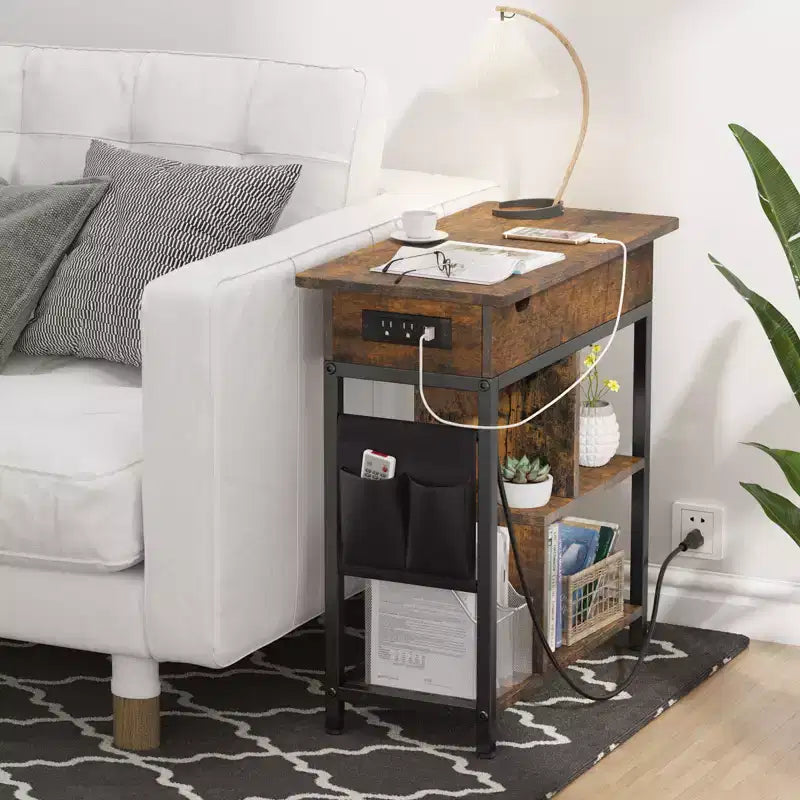 Bout de canapé métal et pierre avec ports USB et prises électriques